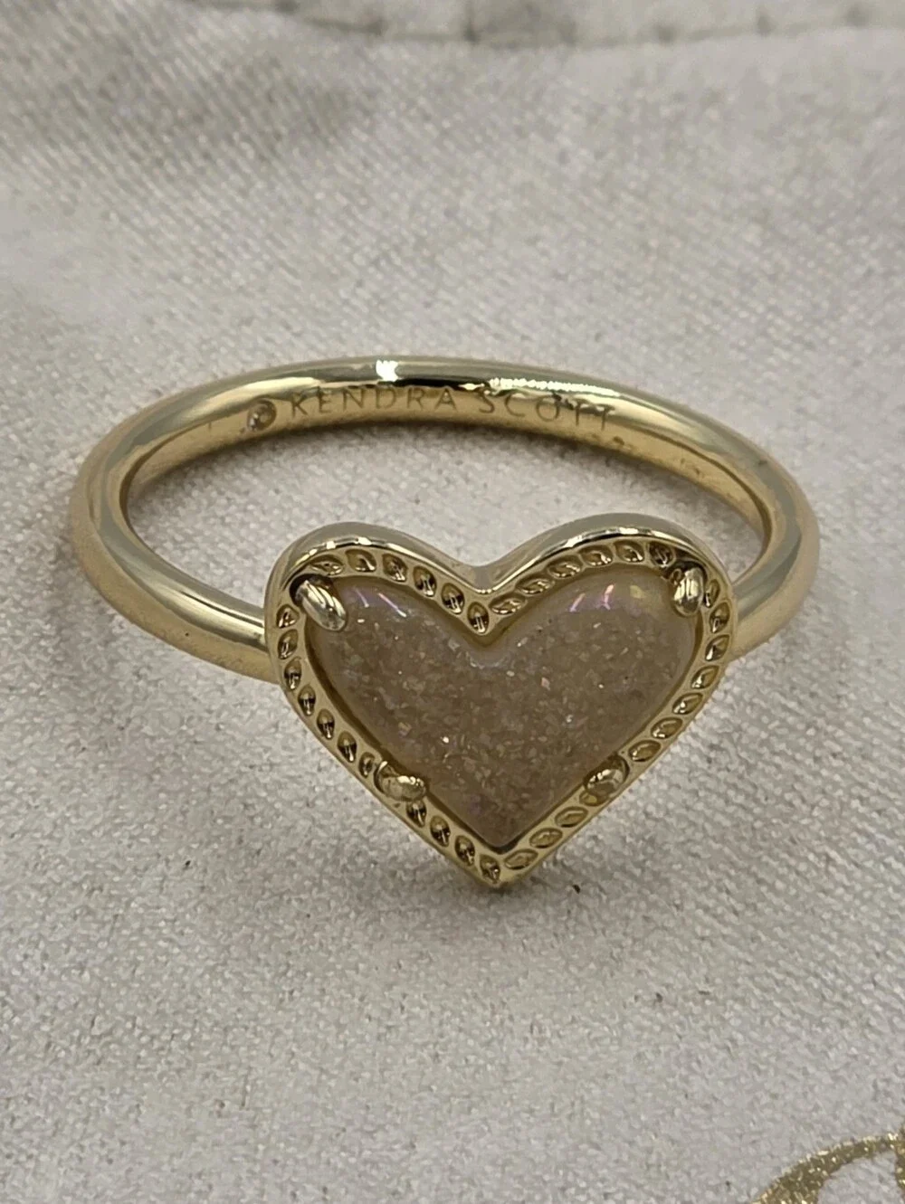 Kendra Scott Ari Heart Band Gold Ring with Champagne Heart Druzy Size 10‎ New